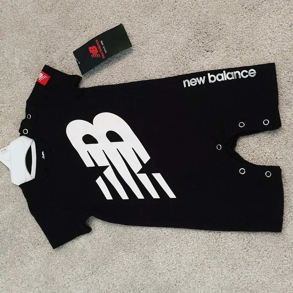 NWT New Balance romper size 6-9M